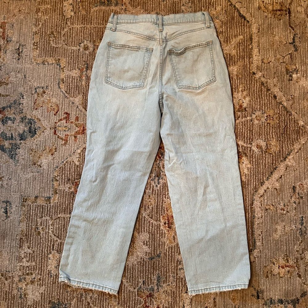 Universal Thread High Rise Distressed Light Denim Jeans - Picture 5 of 5